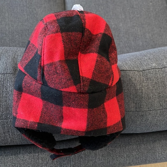 NWT GAP checkered fleece winter hat - Picture 8 of 9